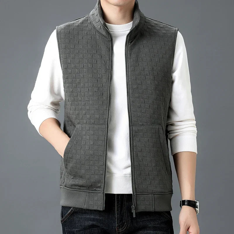 ATHLETIC TEXTURED ZIP VEST