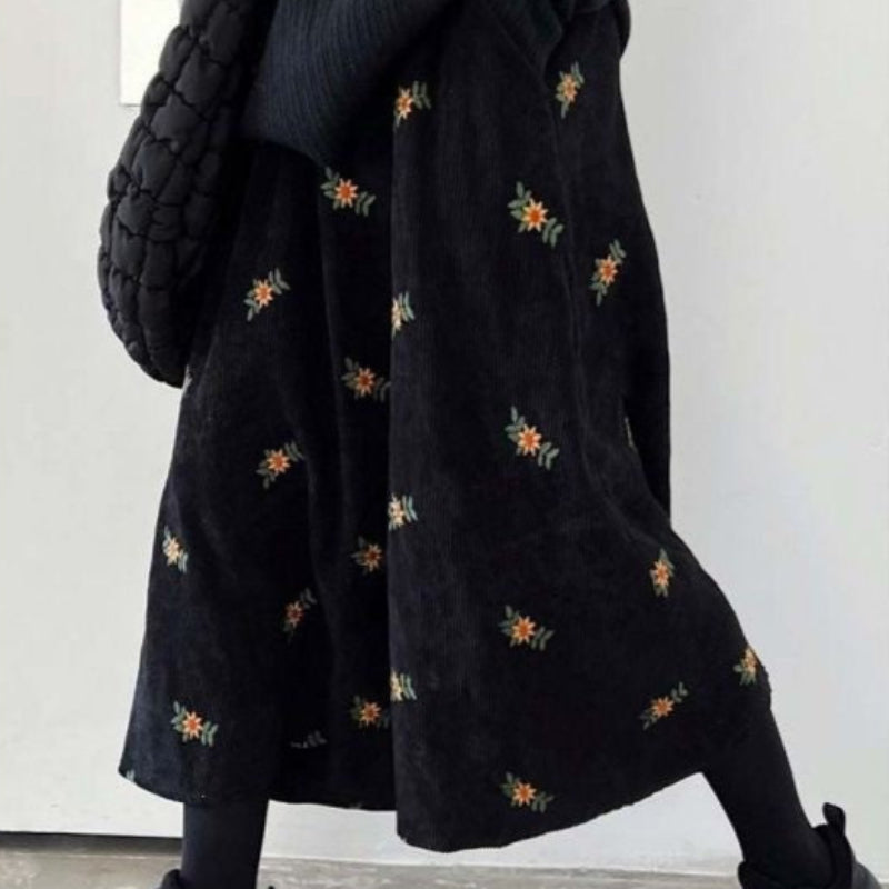 ELORA™ EMBROIDERED SKIRT