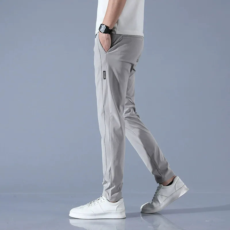 AXEL™ TECHNICAL TAPERED PERFORMANCE PANT